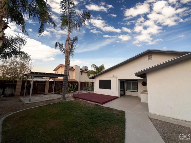 409 Sierra Street, Taft, CA 93268