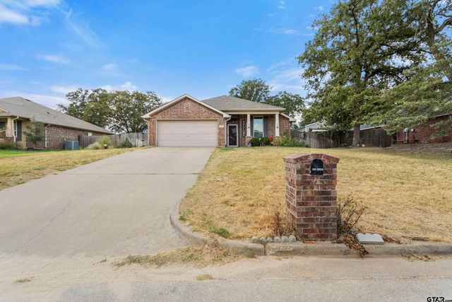 378 Molly Ln, Lindale, TX 75771