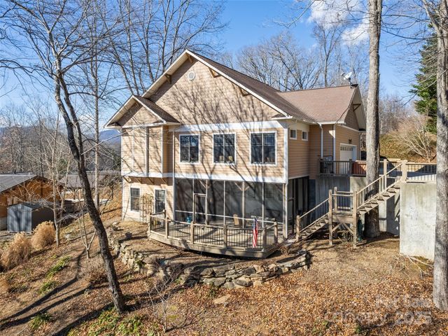 48 Hoosier Court, Lake Junaluska, NC 28745
