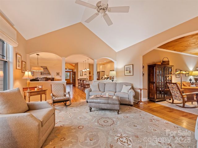 48 Hoosier Court, Lake Junaluska, NC 28745