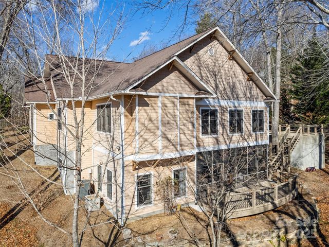 48 Hoosier Court, Lake Junaluska, NC 28745