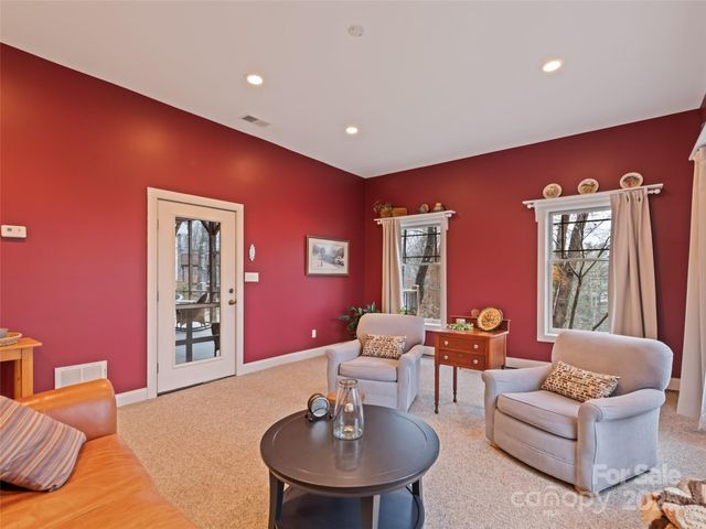 48 Hoosier Court, Lake Junaluska, NC 28745