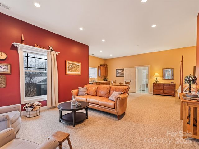 48 Hoosier Court, Lake Junaluska, NC 28745