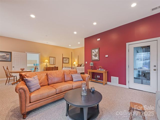 48 Hoosier Court, Lake Junaluska, NC 28745