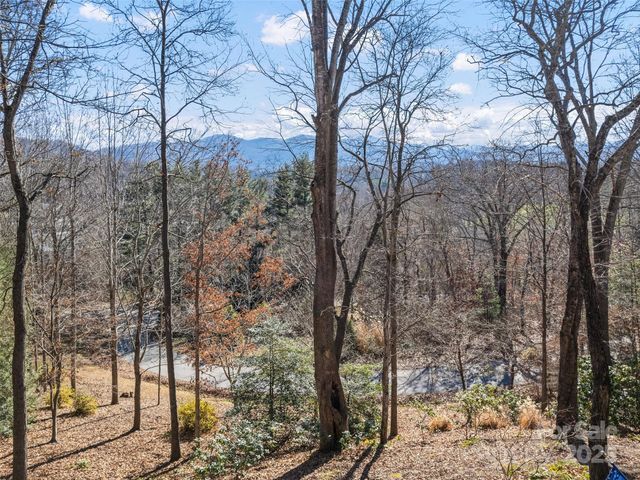 48 Hoosier Court, Lake Junaluska, NC 28745