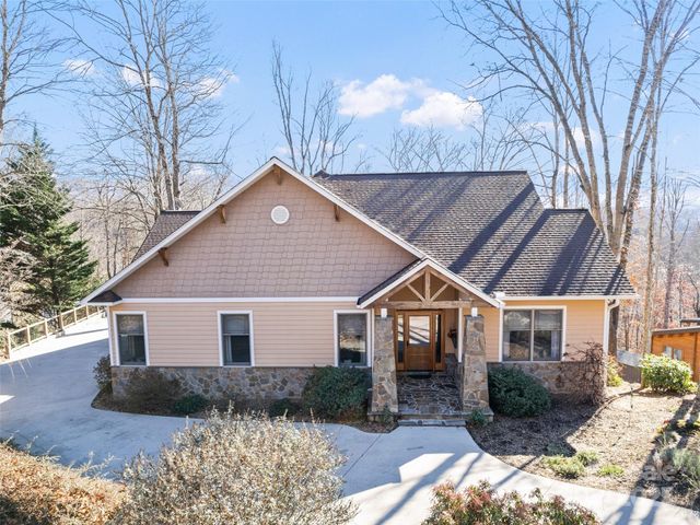 48 Hoosier Court, Lake Junaluska, NC 28745
