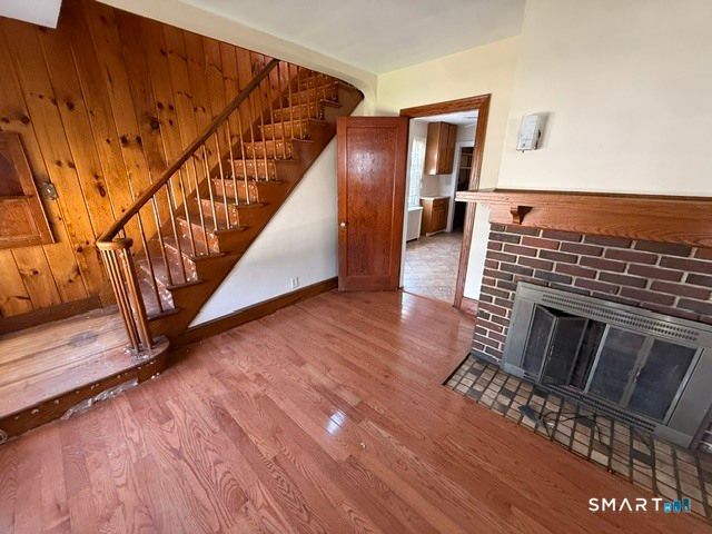 76 Waverly Place, Bridgeport, CT 06610