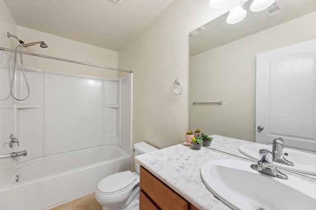 46 Sugarbush Ct, Oakley, CA 94561