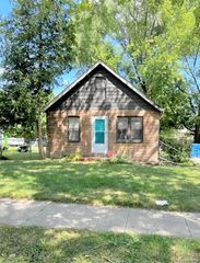 7243 Hudson Avenue, Warren, MI 48091