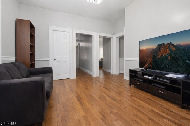 50 Irving Pl, Passaic City, NJ 07055