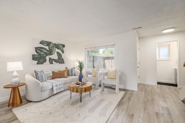 220 Castillion Terrace, Santa Cruz, CA 95060