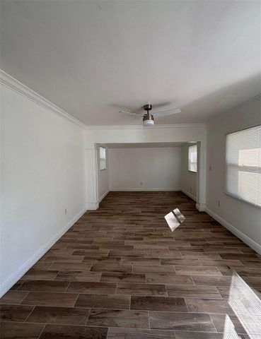 3925 MESA AVENUE, Sarasota, FL 34233