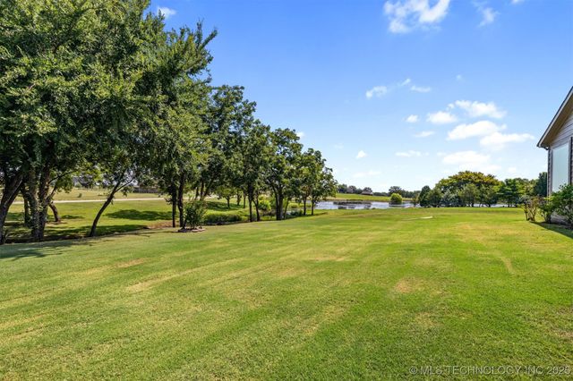 17 Tabernacle Drive, Calera, OK 74730