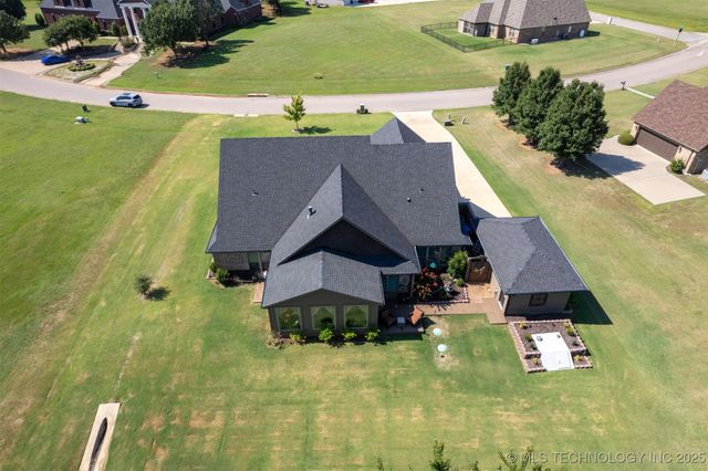 17 Tabernacle Drive, Calera, OK 74730
