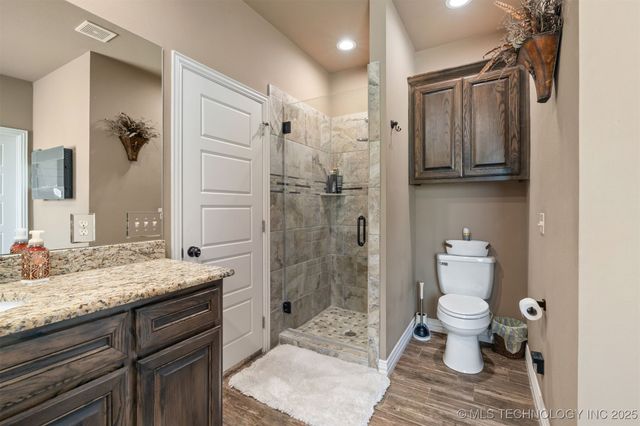 17 Tabernacle Drive, Calera, OK 74730