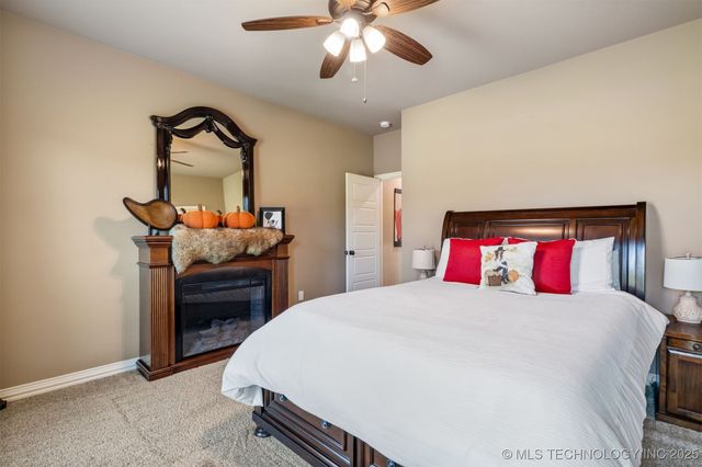 17 Tabernacle Drive, Calera, OK 74730