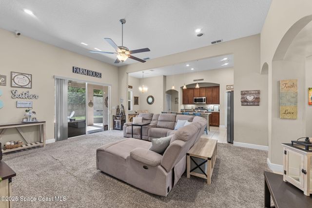 1106 Morgan Circle NE, Palm Bay, FL 32905