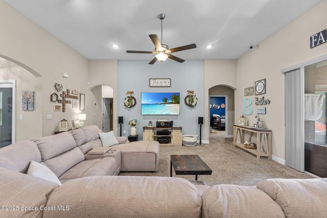 1106 Morgan Circle NE, Palm Bay, FL 32905