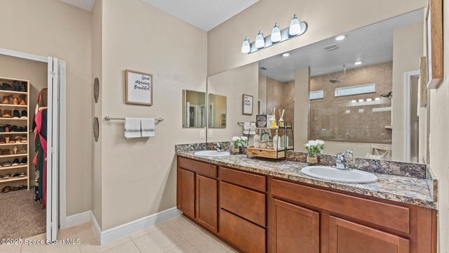 1106 Morgan Circle NE, Palm Bay, FL 32905