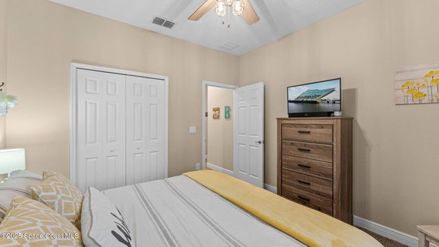 1106 Morgan Circle NE, Palm Bay, FL 32905