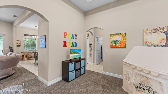 1106 Morgan Circle NE, Palm Bay, FL 32905