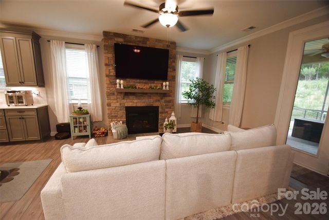 9654 Liberty Hill Drive 209, Mint Hill, NC 28227