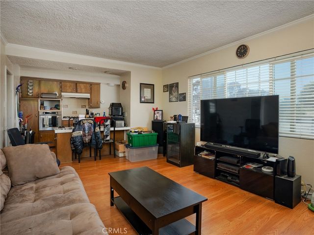 5126 W El Segundo Boulevard, Hawthorne, CA 90250
