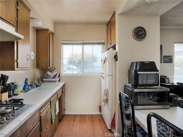 5126 W El Segundo Boulevard, Hawthorne, CA 90250