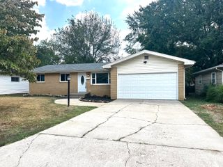 1462 East Wayland Street, Springfield, MO 65804