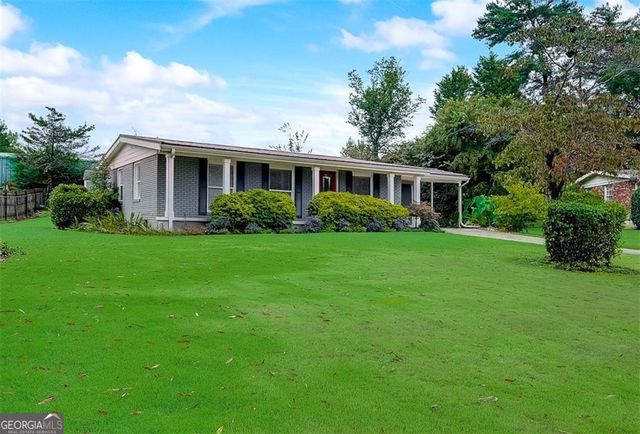 1801 LOCHLOMAND Lane SE, Smyrna, GA 30080
