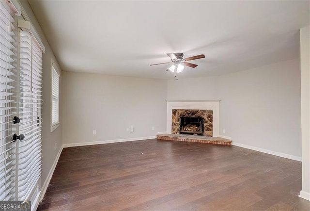 1801 LOCHLOMAND Lane SE, Smyrna, GA 30080