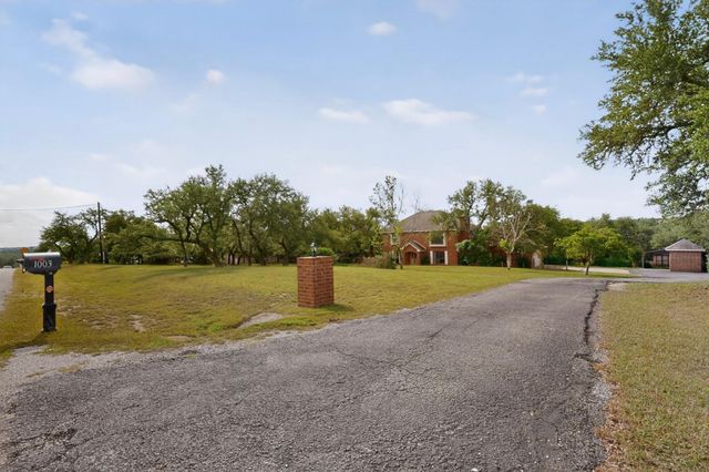 1003 Pier Branch RD, Dripping Springs, TX 78620