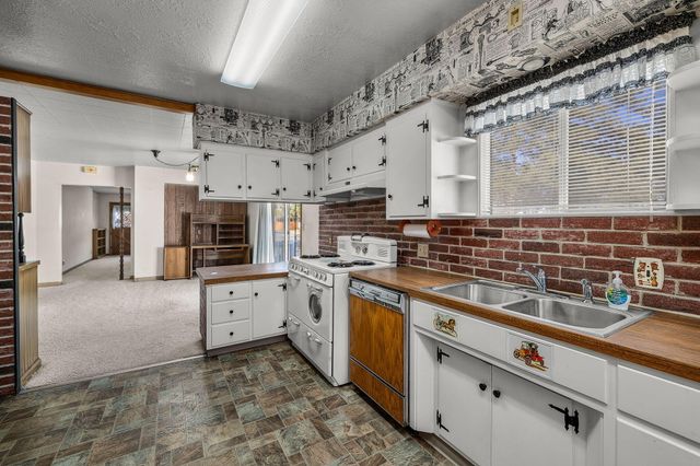 195 SE Roosevelt Avenue, Bend, OR 97702