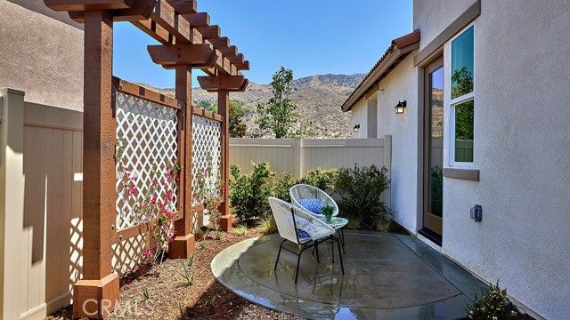 30952 Campania Road, Highland, CA 92346