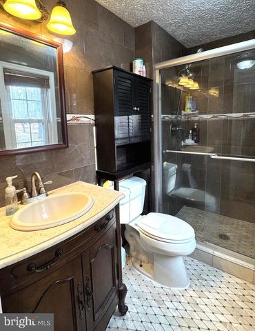 18817 KERILL RD, Triangle, VA 22172