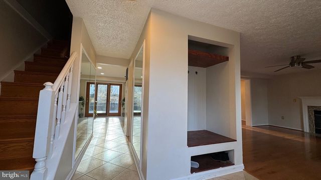 18817 KERILL RD, Triangle, VA 22172