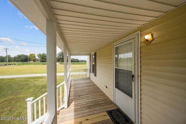804 Alexander Rouse Road, Kinston, NC 28504