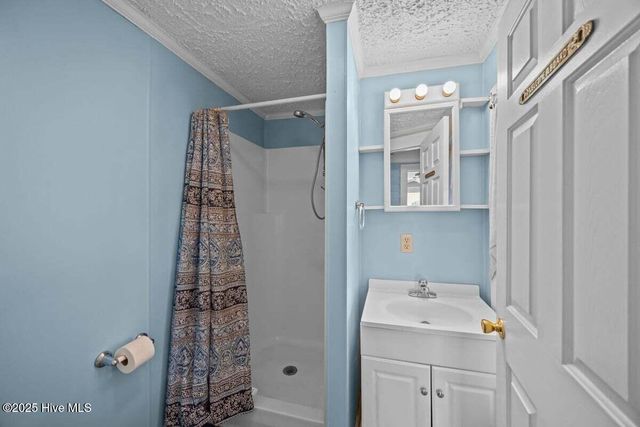 804 Alexander Rouse Road, Kinston, NC 28504
