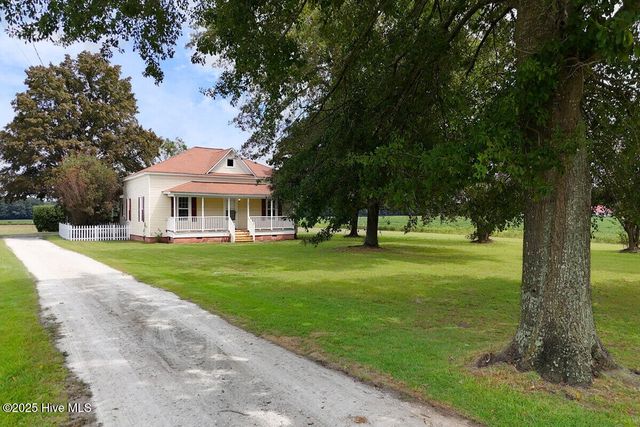 804 Alexander Rouse Road, Kinston, NC 28504