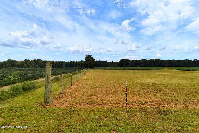804 Alexander Rouse Road, Kinston, NC 28504