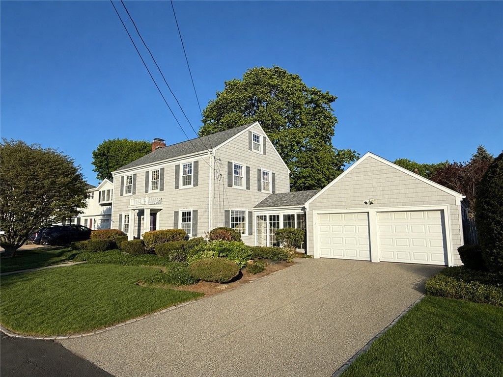7 Beech Tree Road, East Providence, RI 02916
