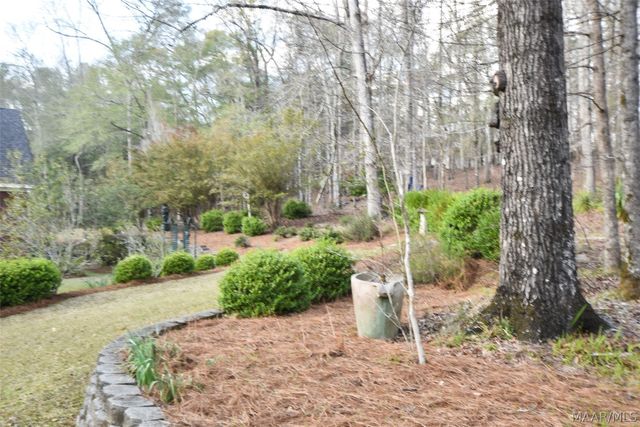 168 Vivian Lane, Wetumpka, AL 36093