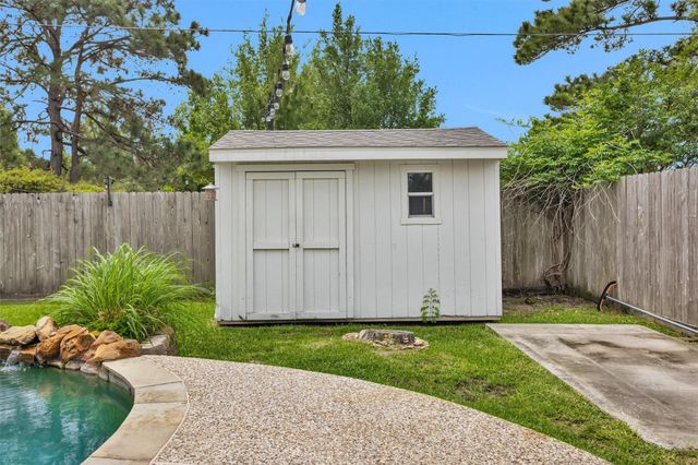 7419 Alderly Drive, Spring, TX 77389