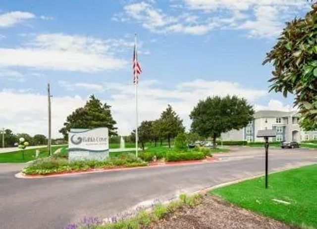 901 Fm 517 RD W 422, Dickinson, TX 77539