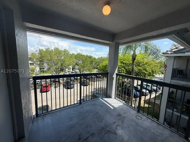 11229 W Atlantic Blvd 305, Coral Springs, FL 33071