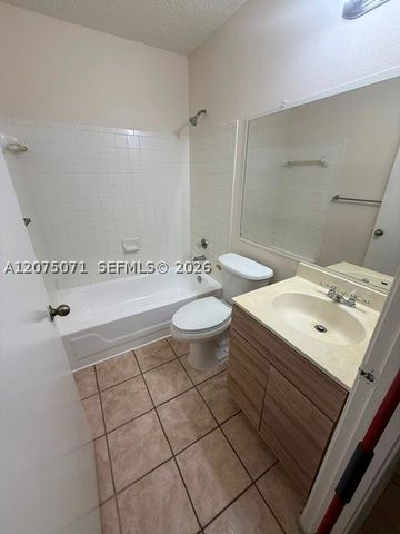 11229 W Atlantic Blvd 305, Coral Springs, FL 33071