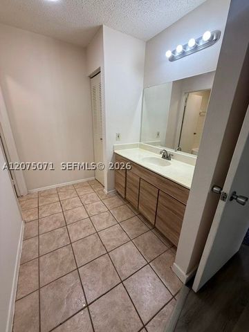 11229 W Atlantic Blvd 305, Coral Springs, FL 33071