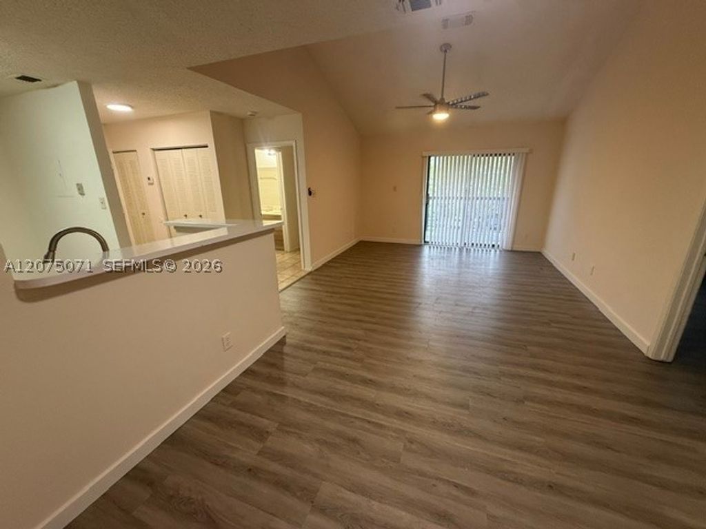 11229 W Atlantic Blvd 305, Coral Springs, FL 33071