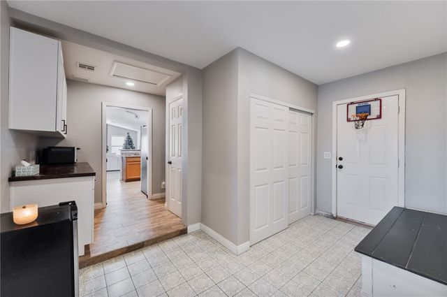 6109 Starlight Drive, Las Vegas, NV 89130