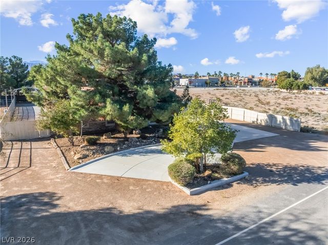 6109 Starlight Drive, Las Vegas, NV 89130